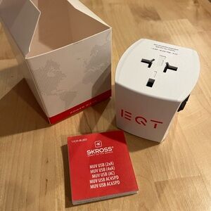 Travel charger adapter